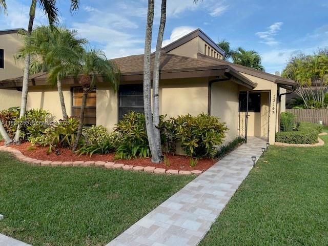 В аренду: $3,400 (3 спален, 2 ванн, 1396 Квадратных фут)