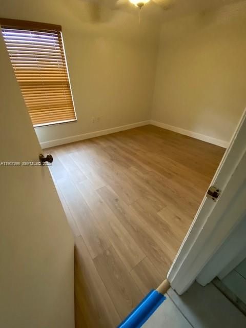 В аренду: $3,400 (3 спален, 2 ванн, 1396 Квадратных фут)