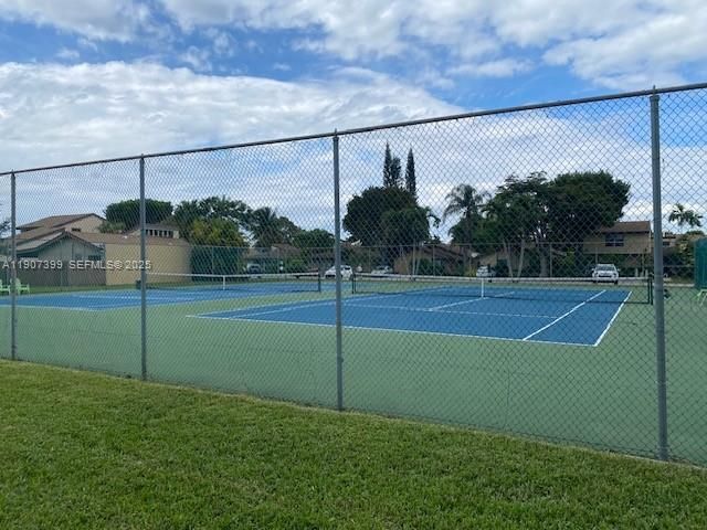 Tennis or pickleball