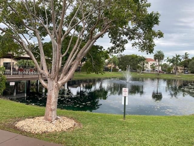 В аренду: $3,400 (3 спален, 2 ванн, 1396 Квадратных фут)