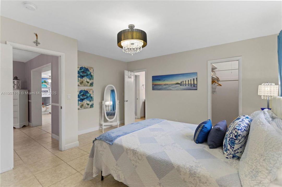 For Sale: $774,700 (4 beds, 3 baths, 2520 Square Feet)