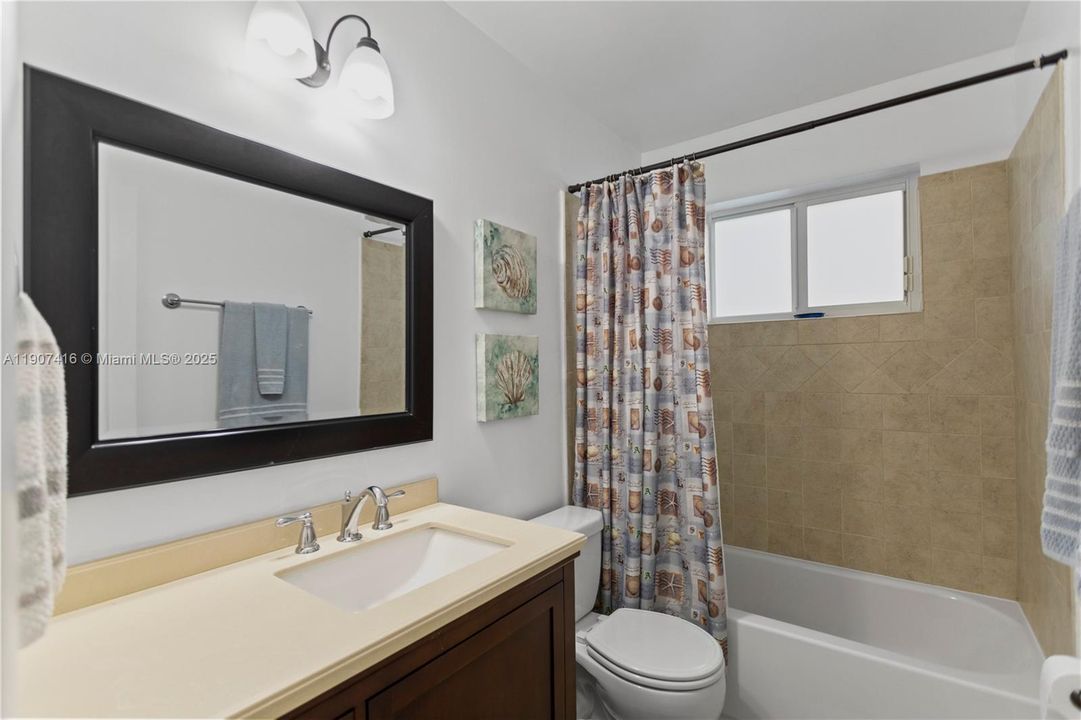 For Sale: $774,700 (4 beds, 3 baths, 2520 Square Feet)