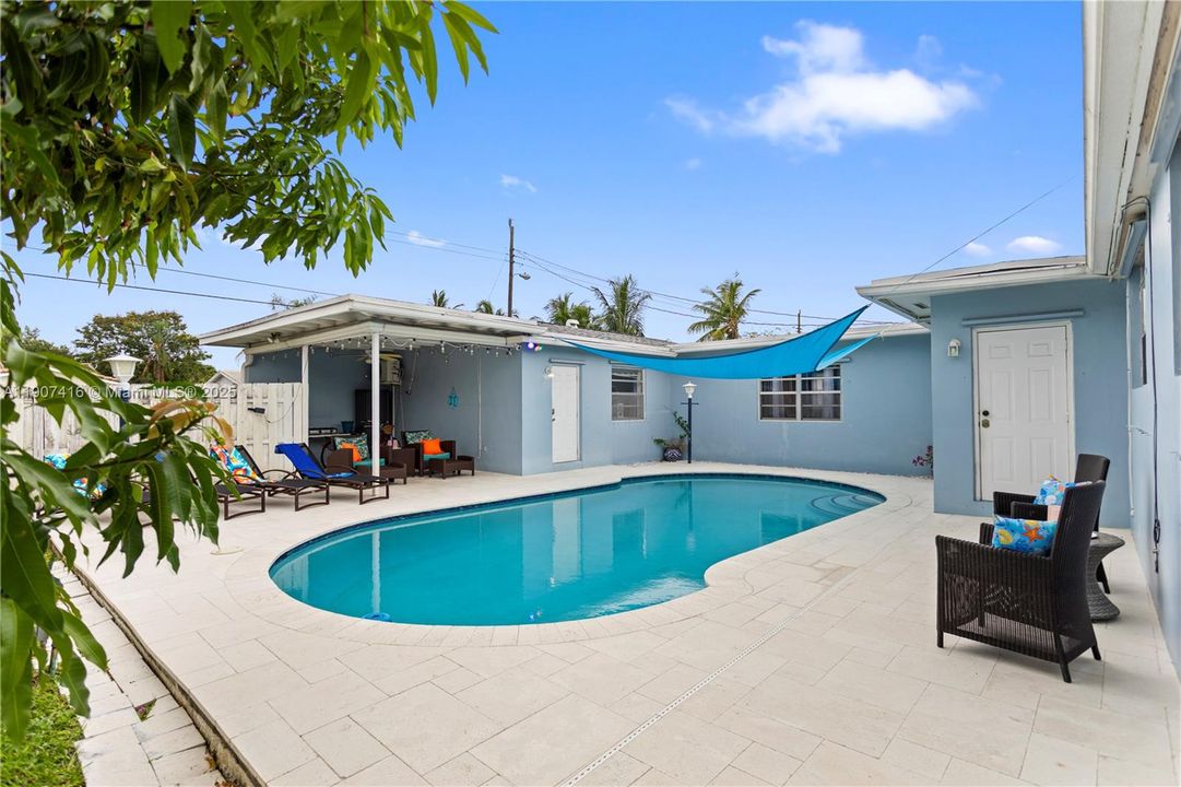 For Sale: $774,700 (4 beds, 3 baths, 2520 Square Feet)