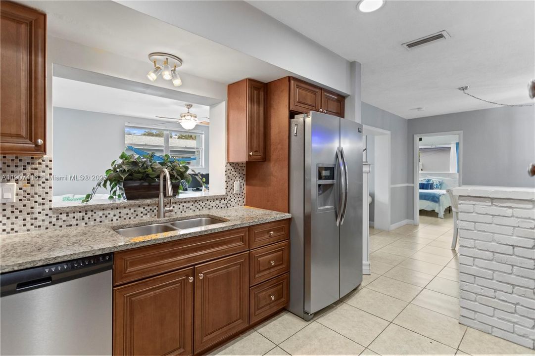 For Sale: $774,700 (4 beds, 3 baths, 2520 Square Feet)