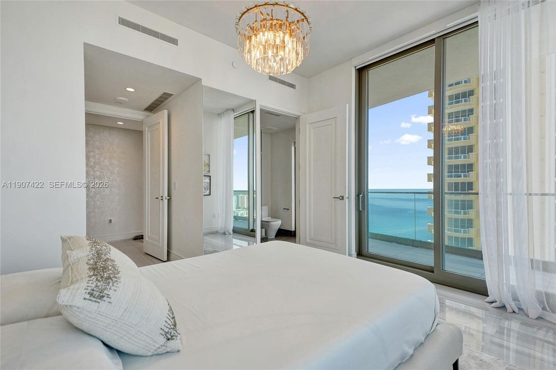 For Sale: $8,940,000 (5 beds, 7 baths, 3803 Square Feet)
