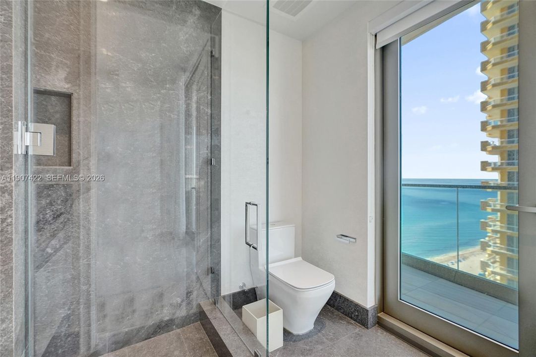 For Sale: $8,940,000 (5 beds, 7 baths, 3803 Square Feet)