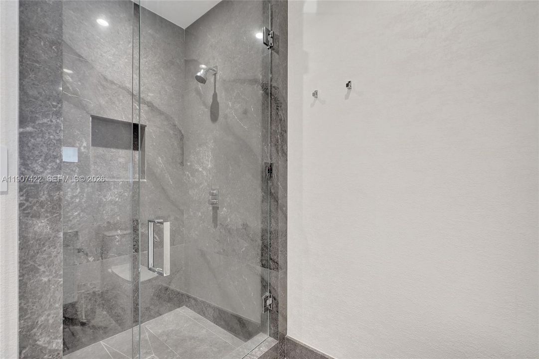 For Sale: $8,940,000 (5 beds, 7 baths, 3803 Square Feet)