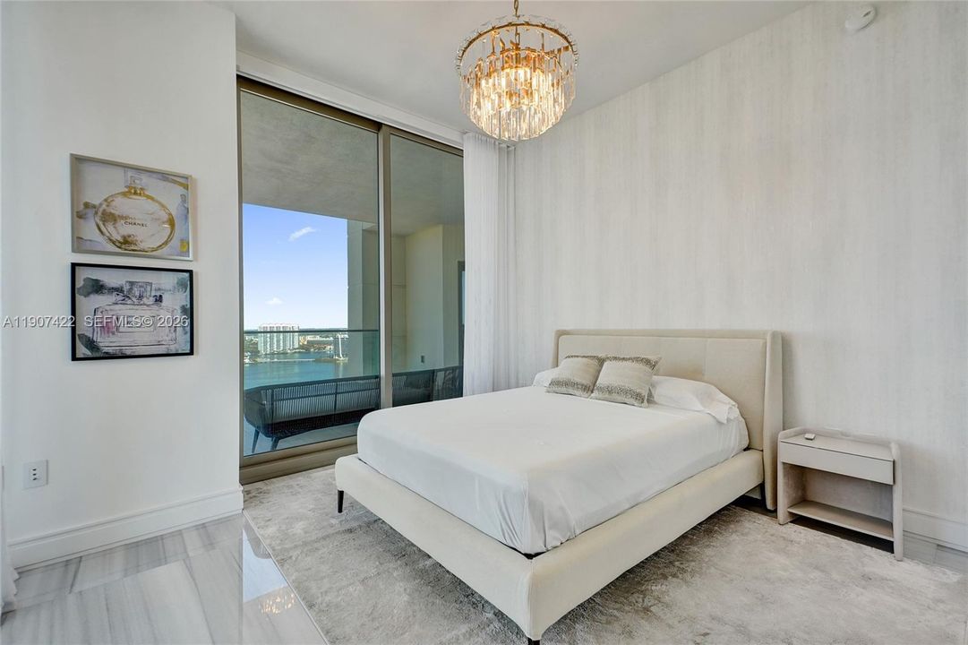 For Sale: $8,940,000 (5 beds, 7 baths, 3803 Square Feet)