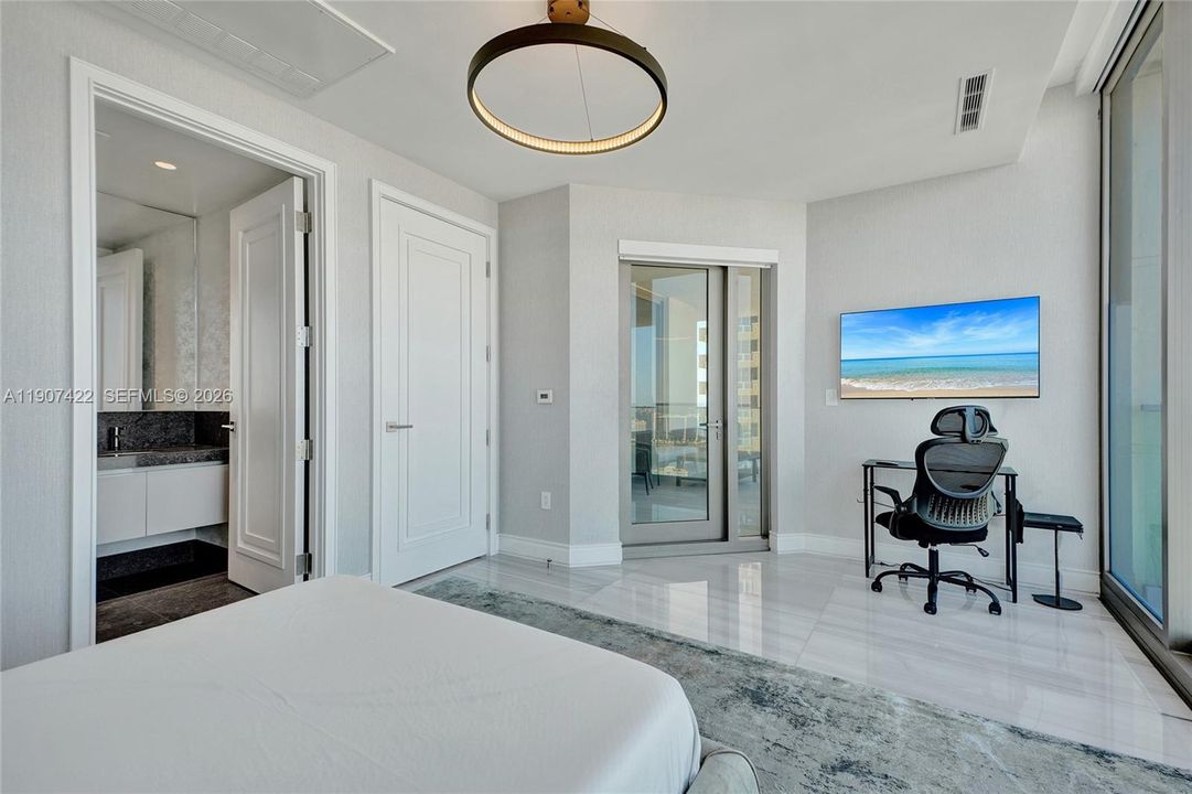 For Sale: $8,940,000 (5 beds, 7 baths, 3803 Square Feet)