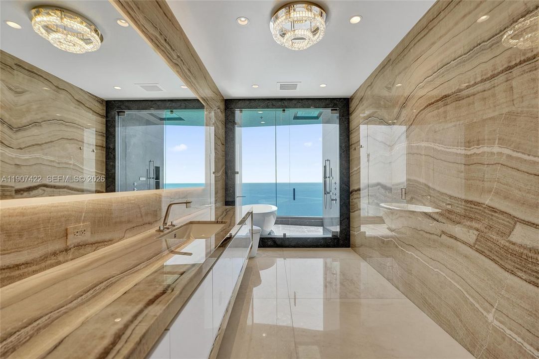 For Sale: $8,940,000 (5 beds, 7 baths, 3803 Square Feet)