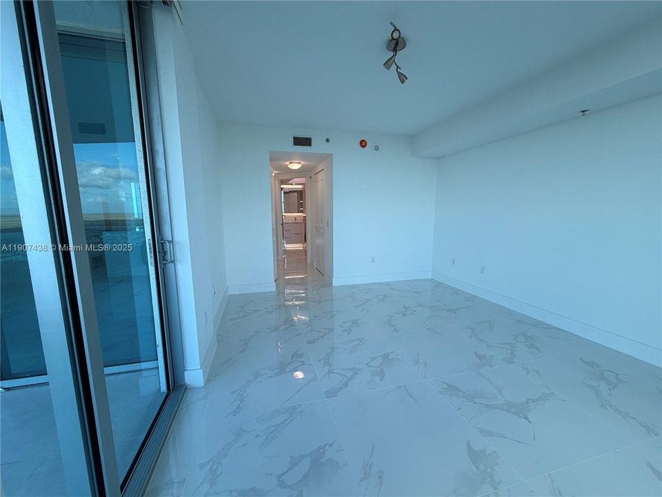 待售: $599,000 (3 贝兹, 3 浴室, 1570 平方英尺)