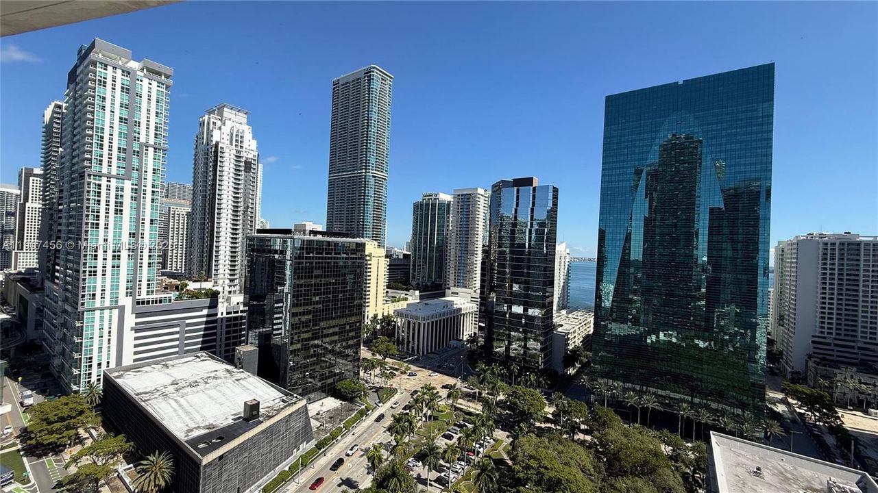 Recently Rented: $5,500 (3 beds, 2 baths, 1281 Square Feet)