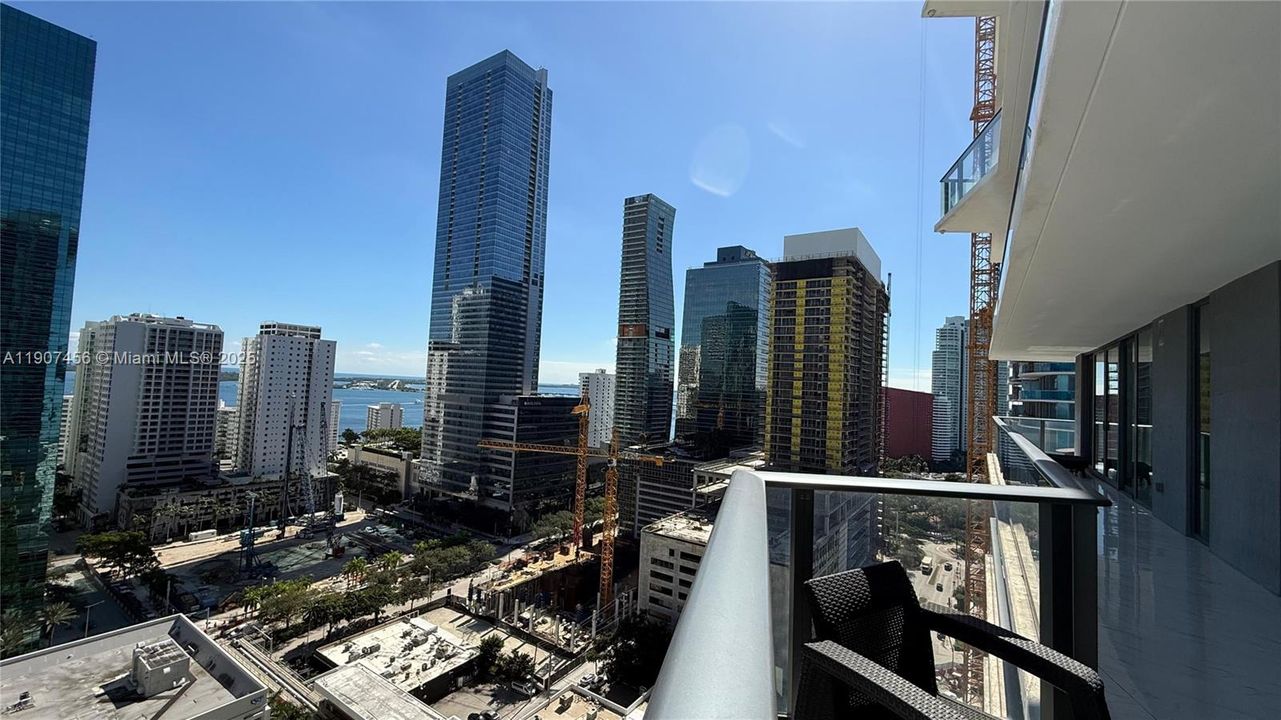 Recently Rented: $5,500 (3 beds, 2 baths, 1281 Square Feet)