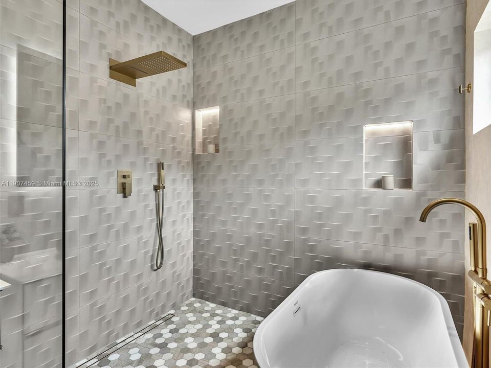 En Venta: $2,490,000 (3 camas, 3 baños, 0 Pies cuadrados)