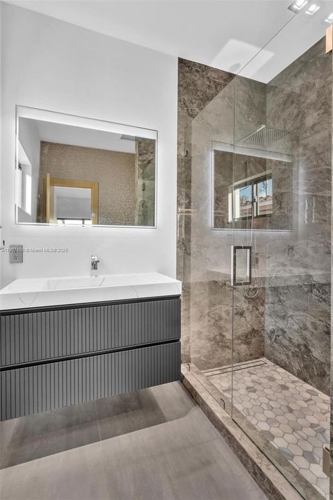 En Venta: $2,490,000 (3 camas, 3 baños, 0 Pies cuadrados)