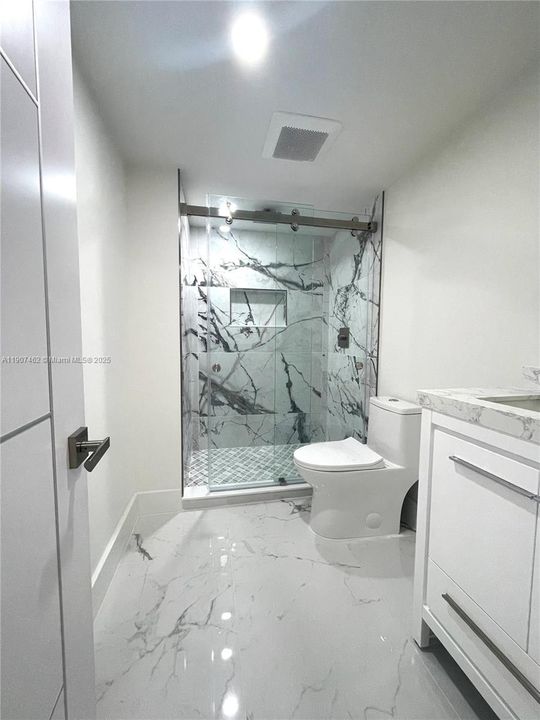 En Venta: $840,000 (2 camas, 2 baños, 1632 Pies cuadrados)