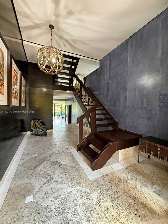 For Sale: $1,995,000 (4 beds, 4 baths, 3865 Square Feet)