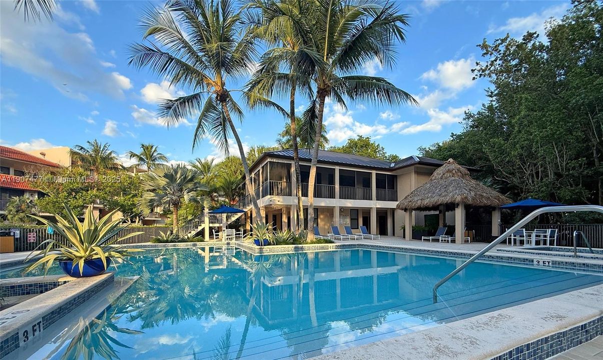 For Sale: $1,995,000 (4 beds, 4 baths, 3865 Square Feet)