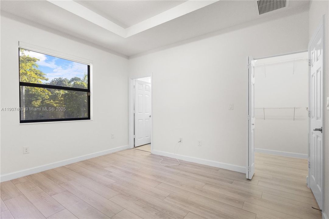 Recently Sold: $490,000 (3 beds, 2 baths, 1506 Square Feet)