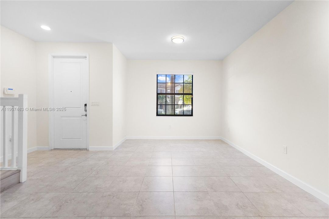 Recently Sold: $490,000 (3 beds, 2 baths, 1506 Square Feet)