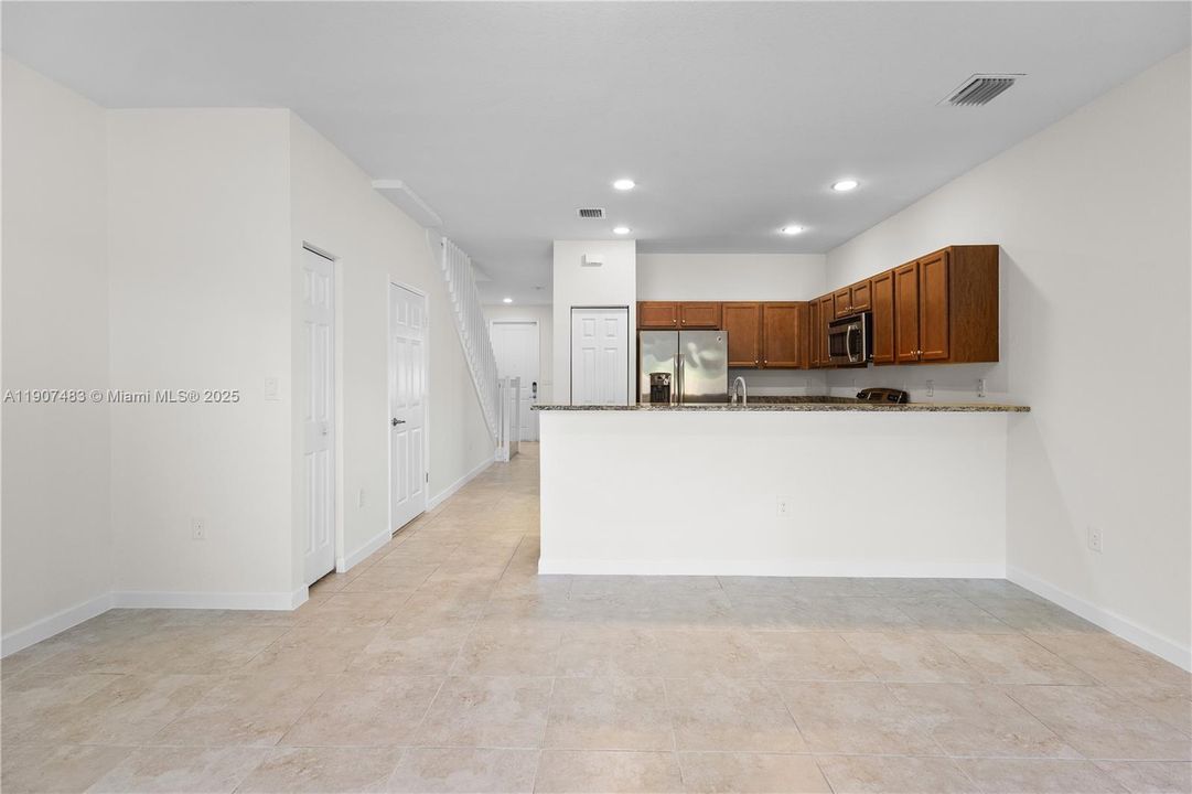 Recently Sold: $490,000 (3 beds, 2 baths, 1506 Square Feet)