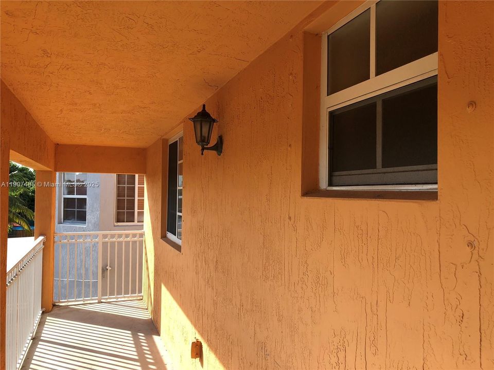 На продажу: $875,000 (5 спален, 4 ванн, 2740 Квадратных фут)