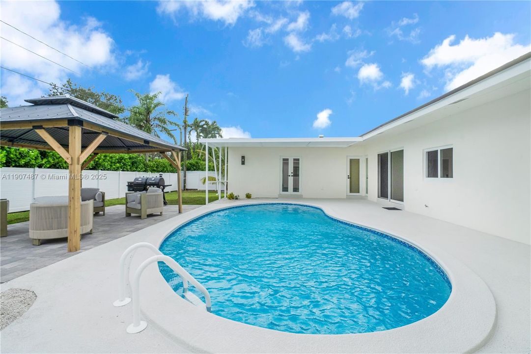 Active With Contract: $1,430,000 (4 beds, 3 baths, 1872 Square Feet)