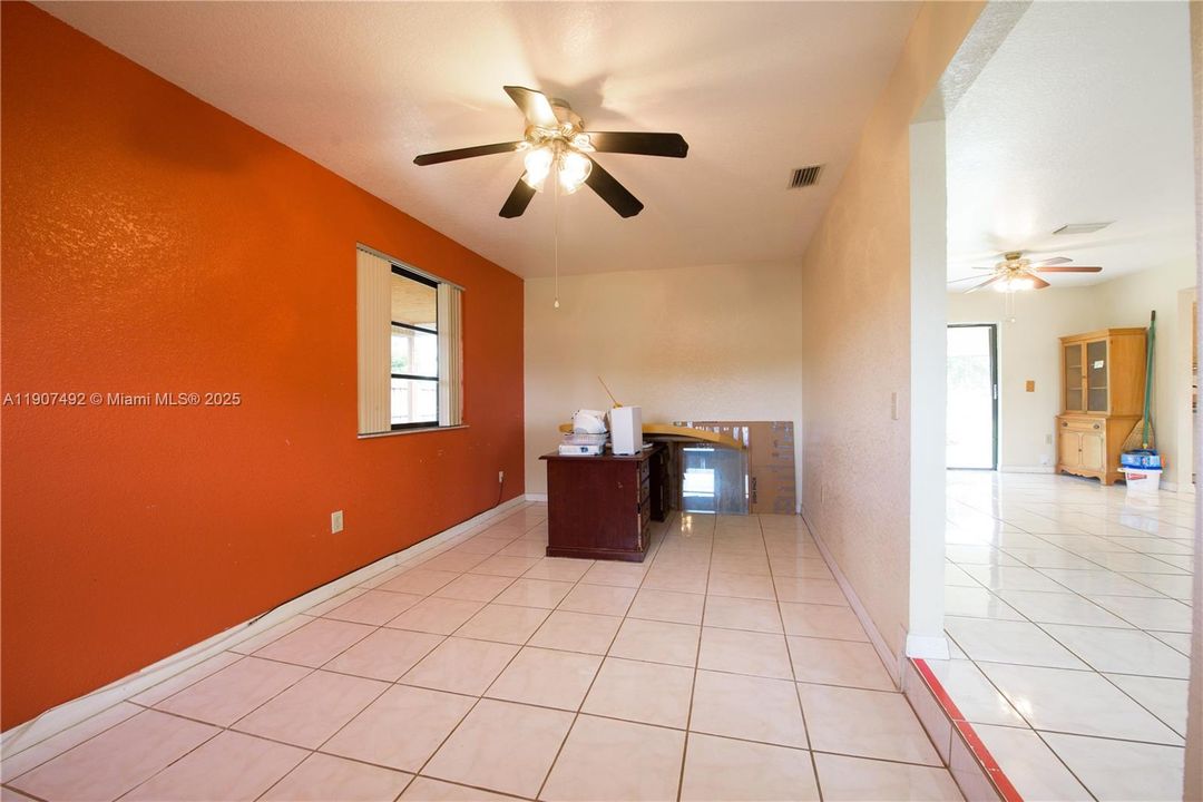 待售: $535,000 (3 贝兹, 2 浴室, 1596 平方英尺)