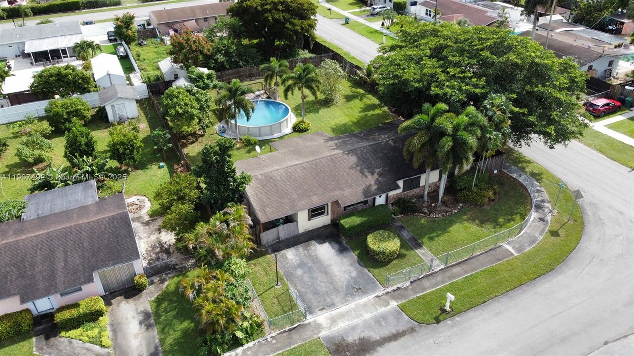 待售: $535,000 (3 贝兹, 2 浴室, 1596 平方英尺)