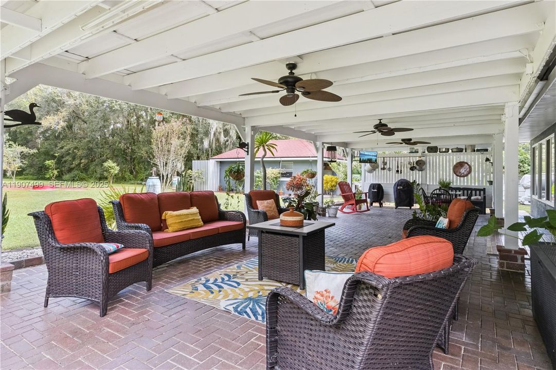 На продажу: $795,000 (4 спален, 2 ванн, 0 Квадратных фут)