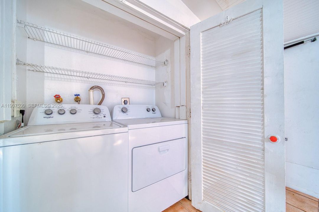 В аренду: $3,200 (2 спален, 2 ванн, 2176 Квадратных фут)