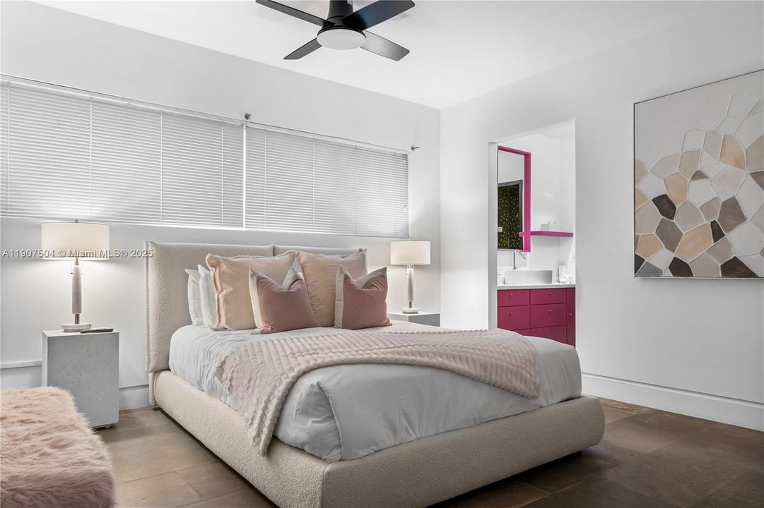 For Rent: $45,000 (7 beds, 6 baths, 6017 Square Feet)