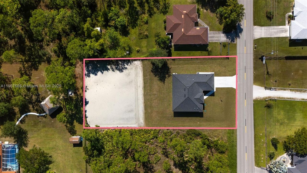 На продажу: $360,000 (3 спален, 2 ванн, 1744 Квадратных фут)