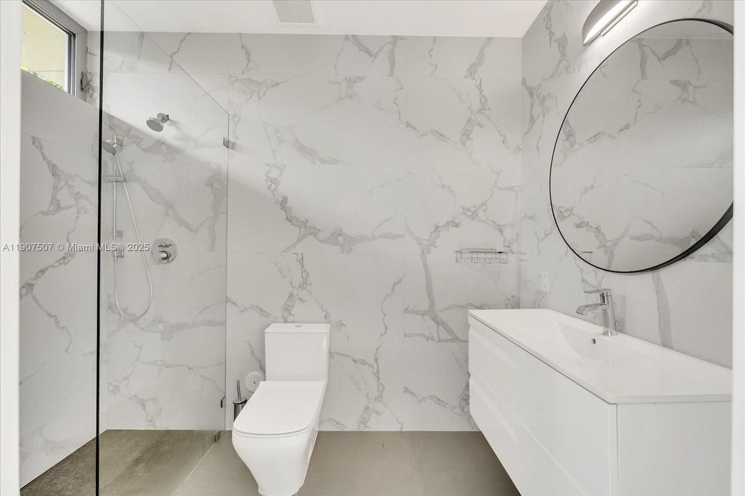 For Sale: $5,495,000 (3 beds, 3 baths, 3623 Square Feet)