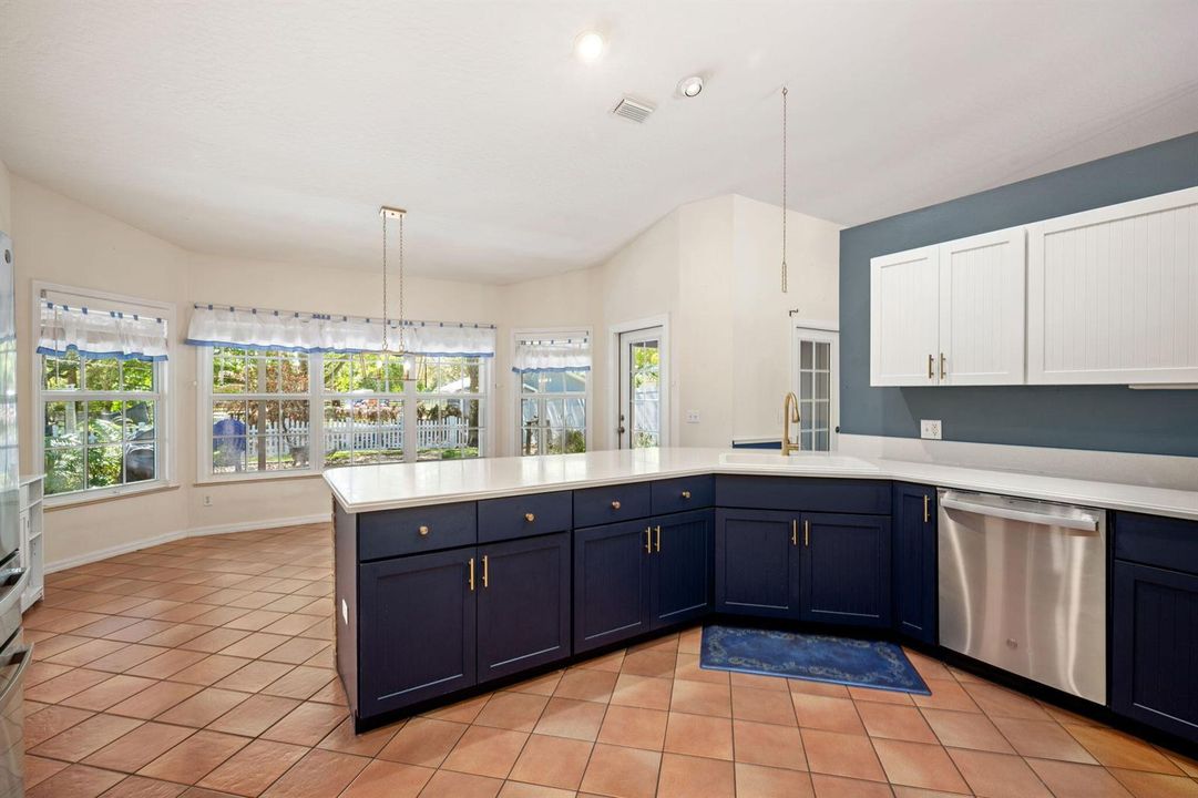 14-web-or-mls-6345 45th St-14