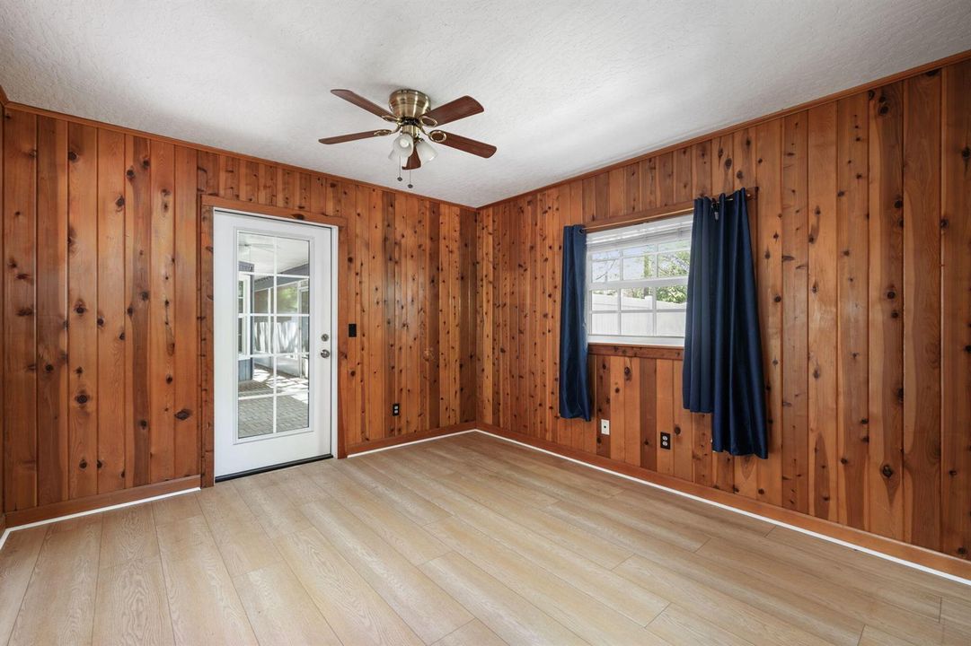 20-web-or-mls-6345 45th St-20