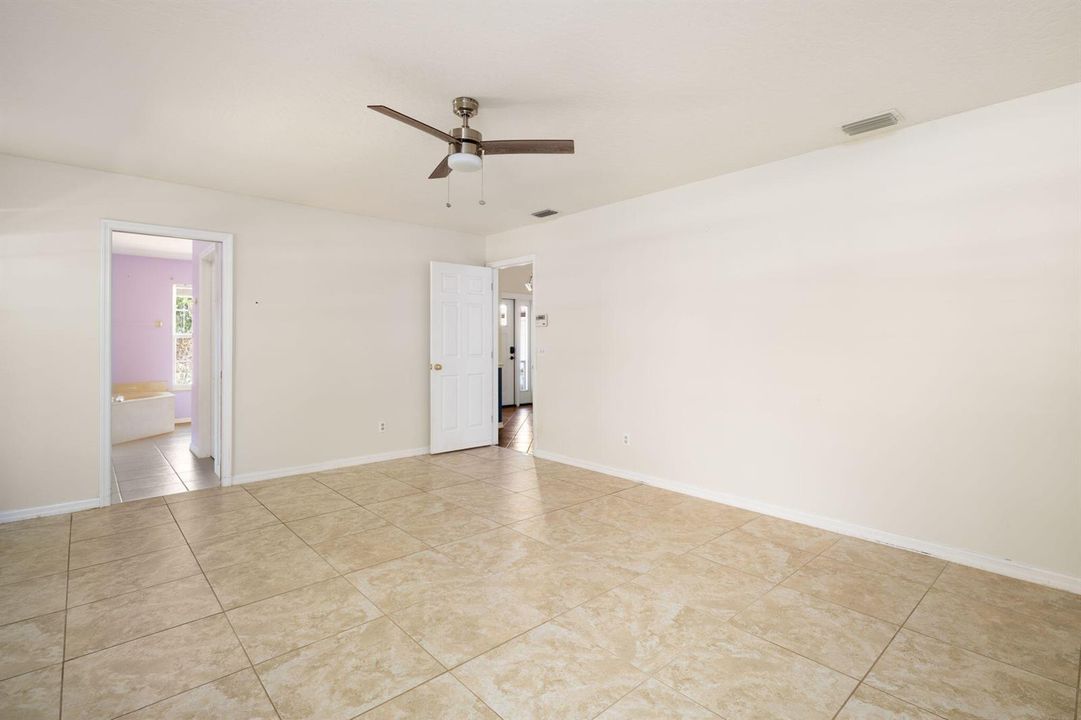 17-web-or-mls-6345 45th St-17