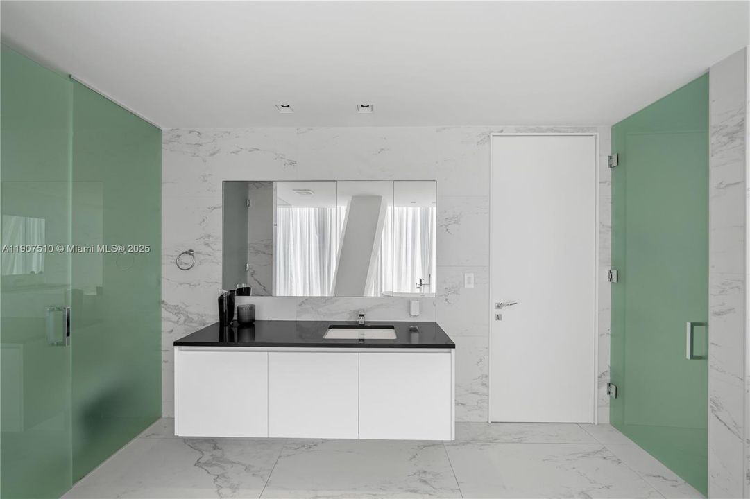 For Sale: $7,495,000 (4 beds, 5 baths, 4876 Square Feet)