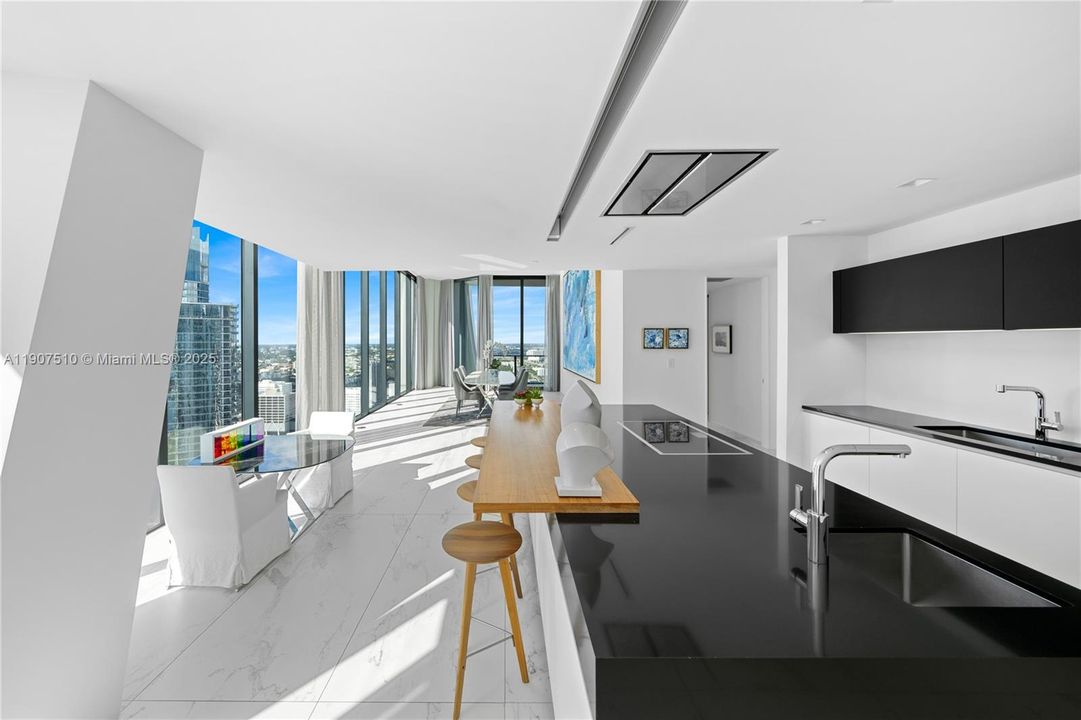 For Sale: $7,495,000 (4 beds, 5 baths, 4876 Square Feet)