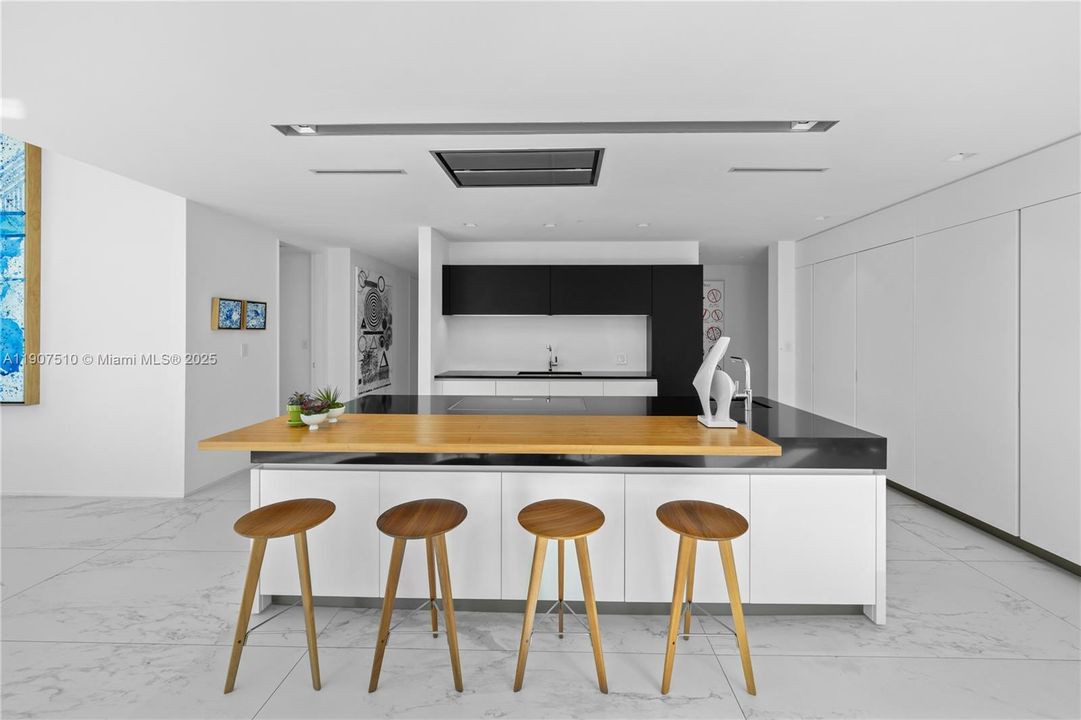 For Sale: $7,495,000 (4 beds, 5 baths, 4876 Square Feet)