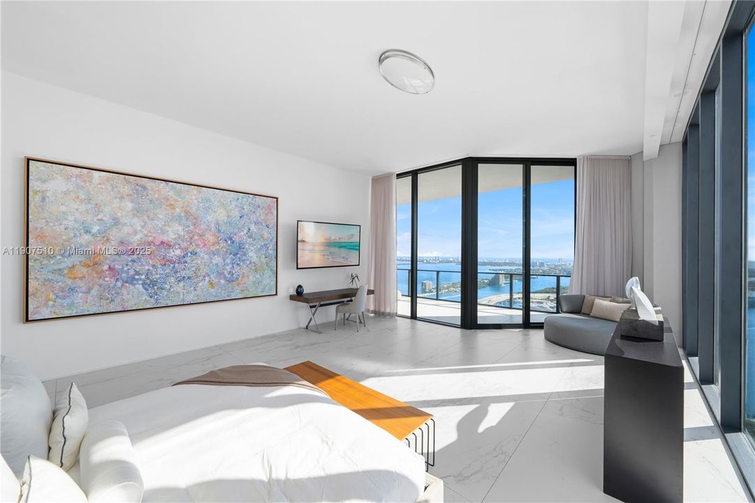 For Sale: $7,495,000 (4 beds, 5 baths, 4876 Square Feet)