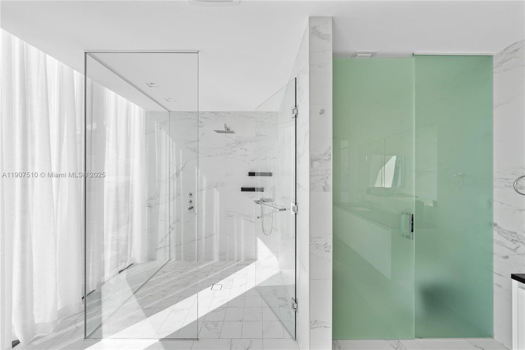 For Sale: $7,495,000 (4 beds, 5 baths, 4876 Square Feet)