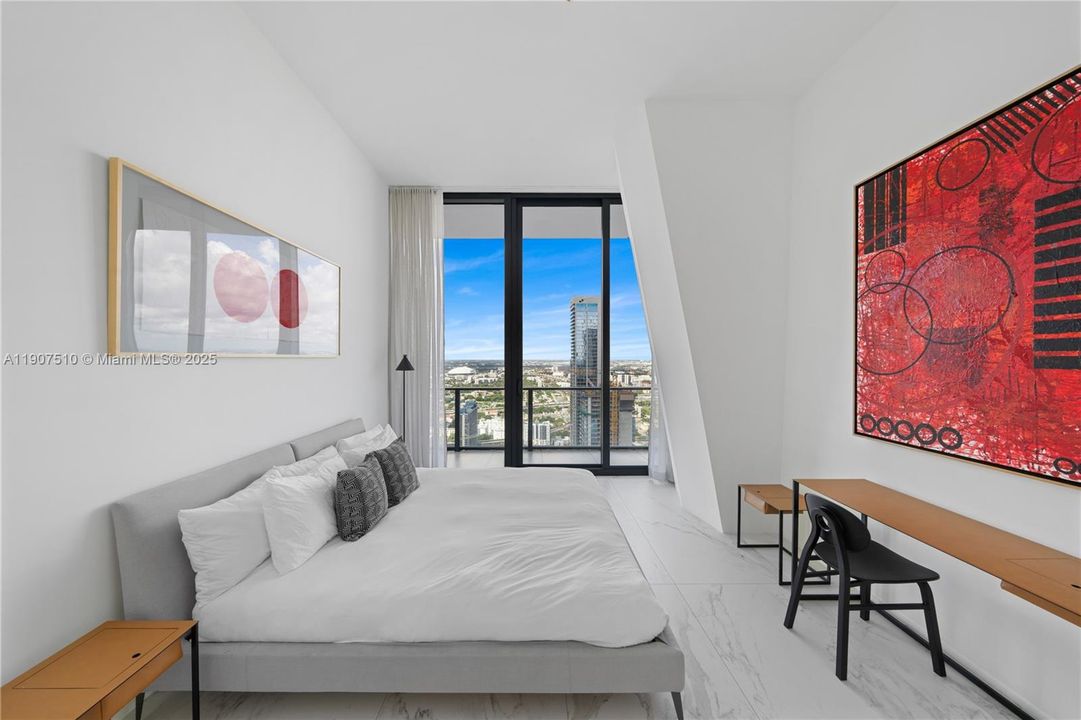 For Sale: $7,495,000 (4 beds, 5 baths, 4876 Square Feet)