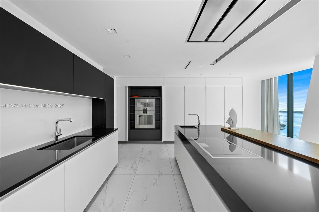 For Sale: $7,495,000 (4 beds, 5 baths, 4876 Square Feet)