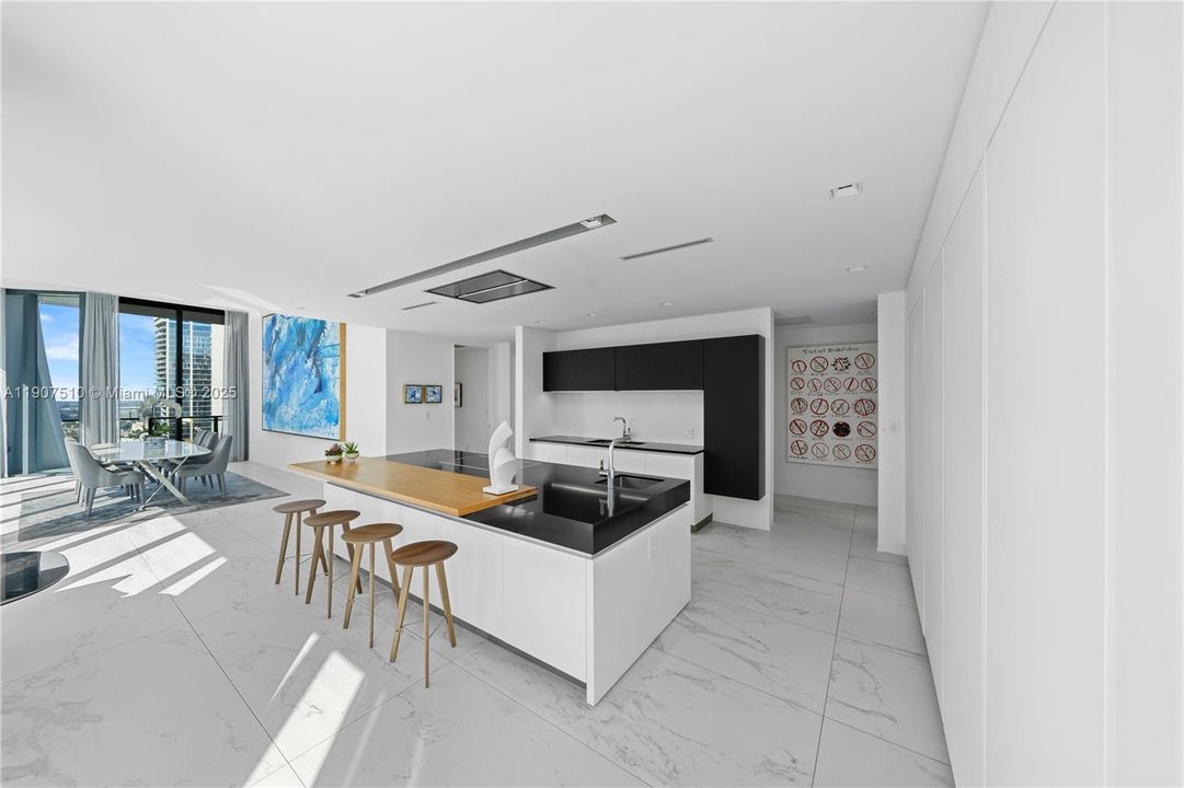 For Sale: $7,495,000 (4 beds, 5 baths, 4876 Square Feet)