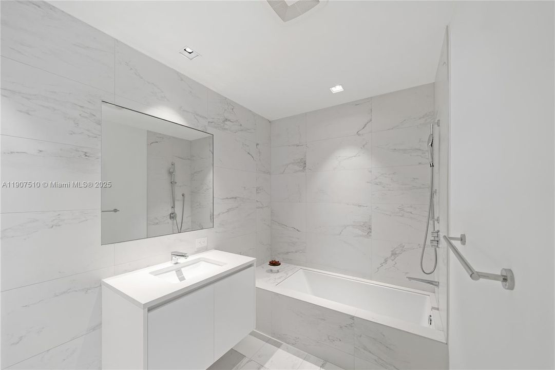 For Sale: $7,495,000 (4 beds, 5 baths, 4876 Square Feet)