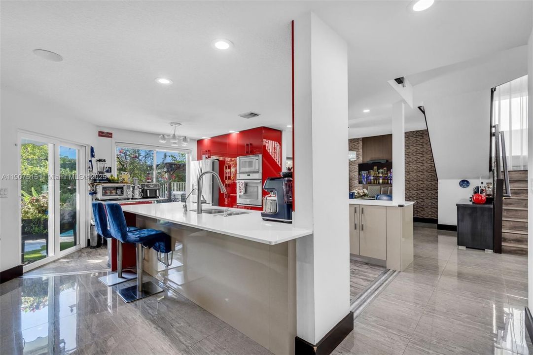 На продажу: $1,035,000 (4 спален, 3 ванн, 2498 Квадратных фут)