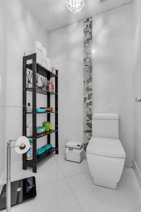 На продажу: $1,035,000 (4 спален, 3 ванн, 2498 Квадратных фут)