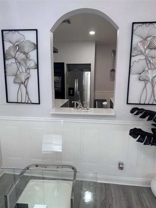 出租: $3,850 (3 贝兹, 2 浴室, 2104 平方英尺)