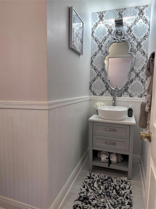 出租: $3,850 (3 贝兹, 2 浴室, 2104 平方英尺)